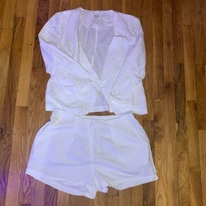 WOMENS blazer & shorts linen set size 14